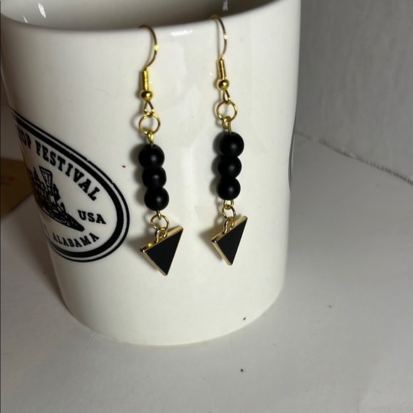Handmade Jewelry - Black and Gold Geometric Earrings with black Beads